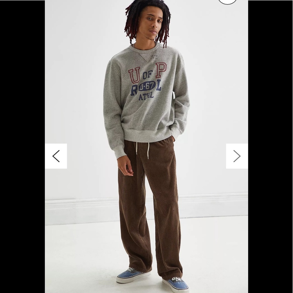 NWT Polo Ralph Lauren
Logo Graphic Fleece Sweatshirt - Picture 3 of 6